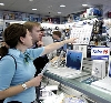 Опросы и исследования - Продажи ПК: Россия в лидерах