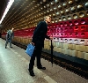 - Реклама заполнит метро до потолка