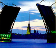 - Креативщики вернулись в Петербург