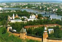  - В Великом Новгороде демонтируют рекламу, закрывающую вид на исторические памятники города