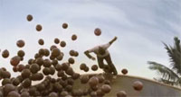  - В рекламе шоколадки использовали 50 тысяч воздушных шариков