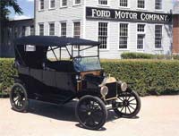 Однажды... - 102 года назад с конвейера сошел первый автомобиль "Форд"