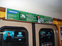 Социальные сети - На стеклах вагонов метро появятся стикеры