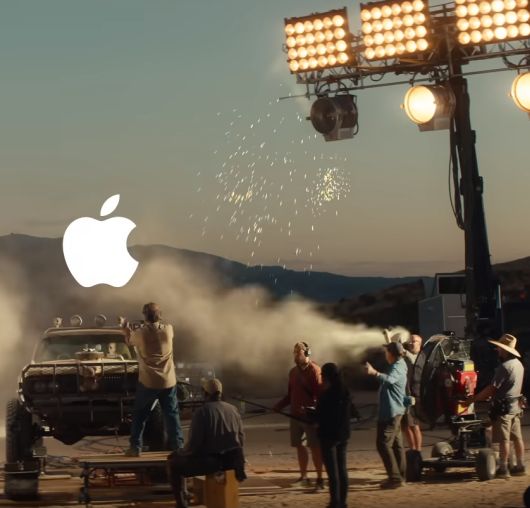 Дизайн и Креатив - Как Apple отметил окончание забастовки в Голливуде?