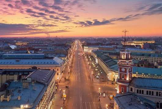 Официальная хроника - В Санкт-Петербурге заработали рестораны и торговые центры