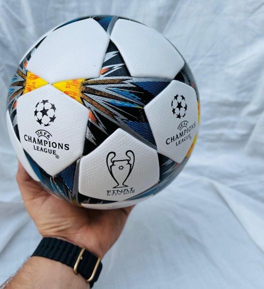 Новости Рынков - Кто будет поставлять футбольные мячи для УЕФА?