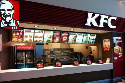 Обзор Рекламного рынка - KFC выплатит по $1000 заболевшим сотрудникам в России