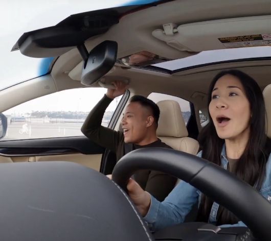 Новости Видео Рекламы - 4,6 секунды за рулем Lexus