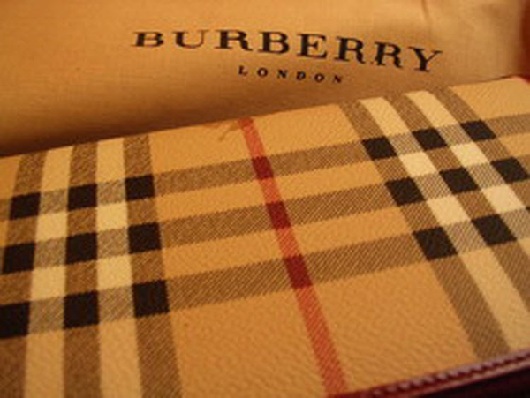   -   Burberry     ?
