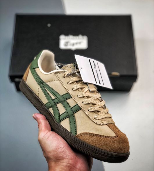 ������� ������ - ��� Asics ��������� ��������� ������� ���������?