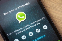 Социальные сети - Facebook отменила запуск рекламы в WhatsApp. Но от идеи не отказалась